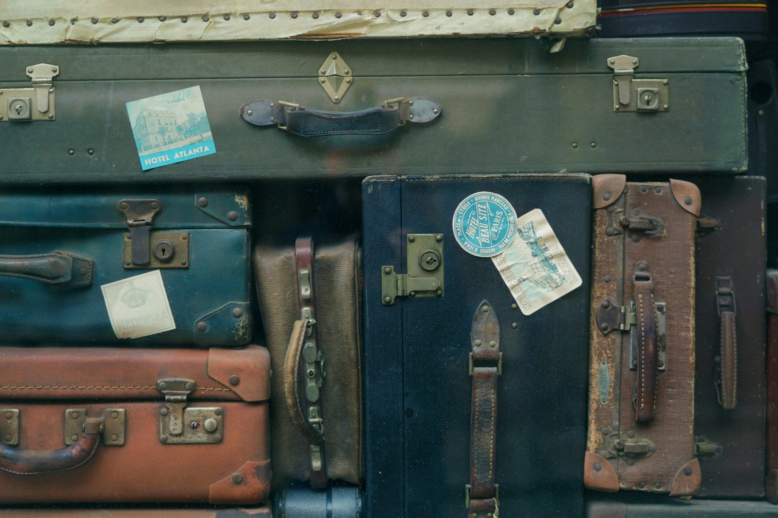 Top 10 Reasons Why Luggage Handle Wraps Are a Travel Essential Top 10 Reasons Why Luggage Handle Wraps Are a Travel Essential